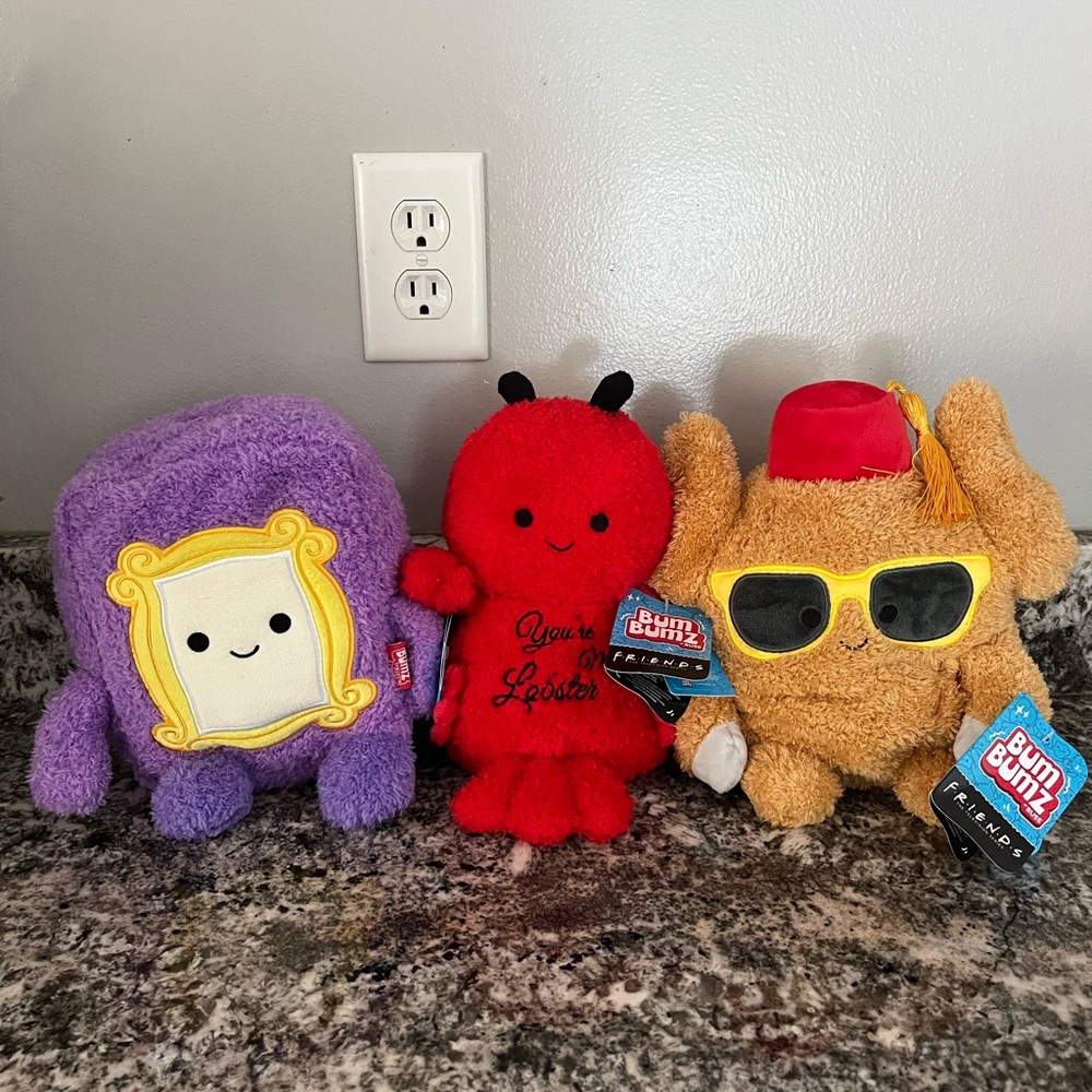 Bum bumz FRIENDS set of 3 NWT